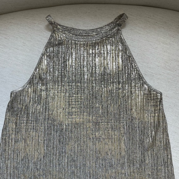 Metallic Tank Top - Picture 1 of 3